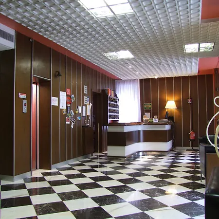 Отель Hotel Fiesta